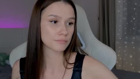 Madi Soon online show from October 7, 2025, 6:27 pm