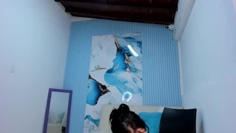 Madoka online show from March 11, 2025, 3:34 pm