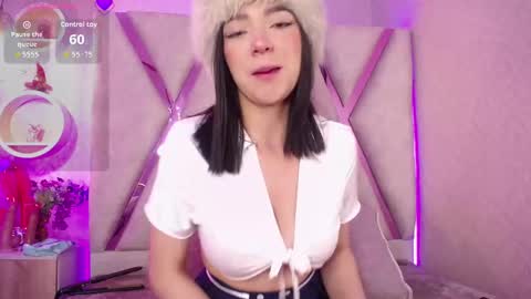 Madyson online show from March 27, 2026, 11:32 am
