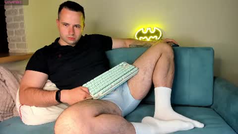 Snapshot of madzuru chatting on July 2, 2026, 2:44 am Gregory online show from July 2, 2026, 2:44 am