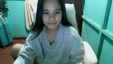 mae_lovers234xx online show from January 2, 2025, 2:02 pm