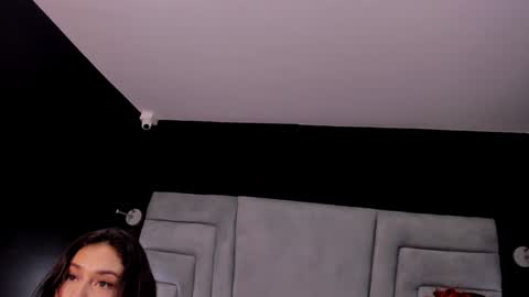 Snapshot of maee_angels chatting on December 14, 2024, 8:45 am MAEE ANGELS online show from December 14, 2024, 8:45 am