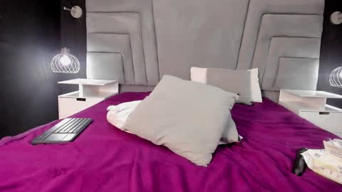 Snapshot of maee_angels chatting on December 27, 2024, 5:09 am MAEE ANGELS online show from December 27, 2024, 5:09 am