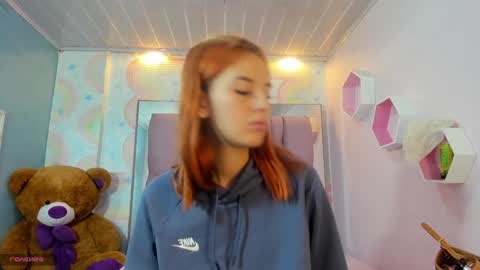 Snapshot of maee_angels chatting on December 30, 2024, 10:12 pm MAEE ANGELS online show from December 30, 2024, 10:12 pm