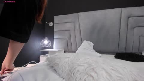 Snapshot of maee_angels chatting on January 28, 2025, 10:12 pm MAEE ANGELS online show from January 28, 2025, 10:12 pm