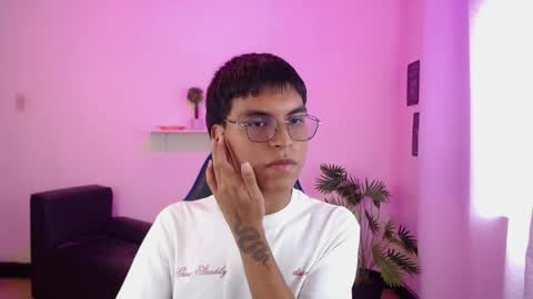 Maik online show from April 1, 2026, 9:12 pm