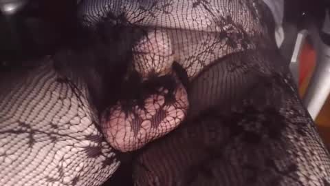 Snapshot of maestro2017 chatting on February 24, 2025, 10:25 pm maestro2017 online show from February 24, 2025, 10:25 pm