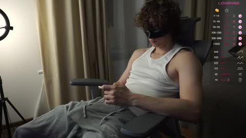 Mike XMaestro 3369 online show from November 13, 2025, 1:54 pm