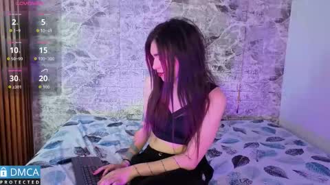 maevekuro online show from October 9, 2025, 3:37 am