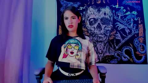 MaferOsorio online show from November 10, 2025, 2:21 am