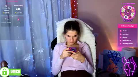 Snapshot of mag1c_eyes chatting on December 16, 2025, 9:42 pm mag1c_eyes online show from December 16, 2025, 9:42 pm