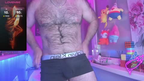 Snapshot of magabear chatting on January 12, 2025, 12:39 am Magabear online show from January 12, 2025, 12:39 am