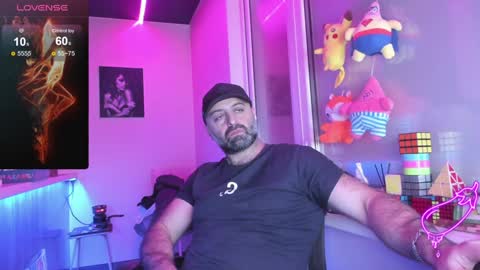 Snapshot of magabear chatting on January 20, 2025, 4:10 am Magabear online show from January 20, 2025, 4:10 am