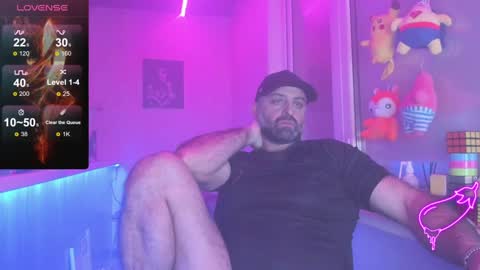 Snapshot of magabear chatting on January 27, 2025, 6:31 pm Magabear online show from January 27, 2025, 6:31 pm