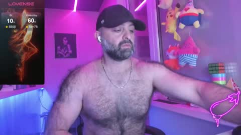 Snapshot of magabear chatting on February 13, 2025, 1:26 pm Magabear online show from February 13, 2025, 1:26 pm