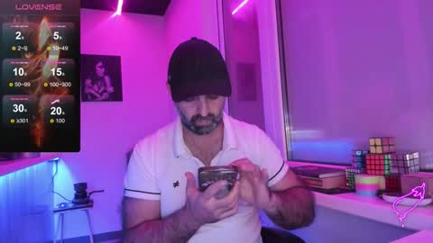 Snapshot of magabear chatting on September 30, 2025, 9:58 am Magabear online show from September 30, 2025, 9:58 am