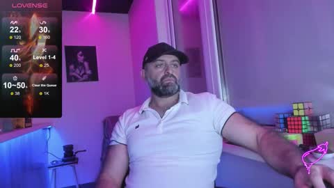 Snapshot of magabear chatting on October 6, 2025, 10:56 am Magabear online show from October 6, 2025, 10:56 am