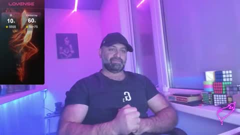 Snapshot of magabear chatting on October 15, 2025, 9:15 pm Magabear online show from October 15, 2025, 9:15 pm