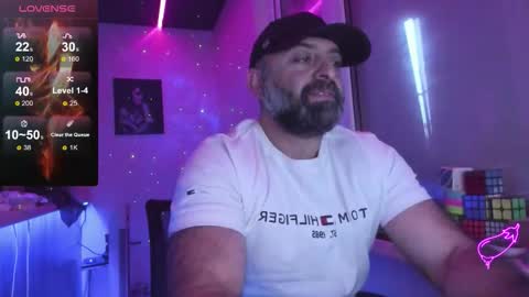 Snapshot of magabear chatting on November 5, 2025, 3:50 am Magabear online show from November 5, 2025, 3:50 am