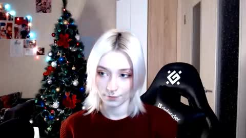 Sophia online show from December 22, 2025, 4:15 pm