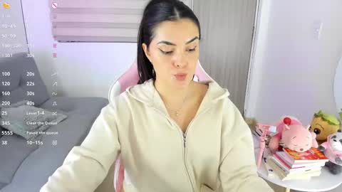 Eva online show from November 12, 2025, 4:40 pm