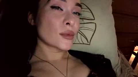 Snapshot of magggg658318 chatting on February 15, 2026, 2:58 pm magggg658318 online show from February 15, 2026, 2:58 pm