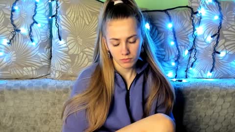 Snapshot of maggiecake chatting on January 11, 2025, 1:48 am Maggie online show from January 11, 2025, 1:48 am