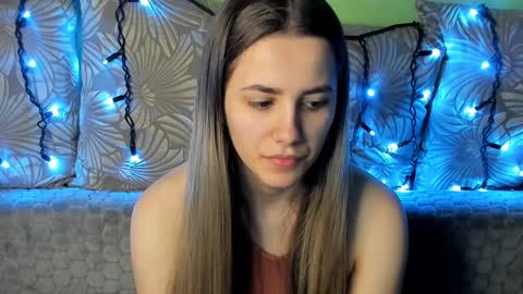 Snapshot of maggiecake chatting on January 25, 2025, 2:15 am Maggie online show from January 25, 2025, 2:15 am
