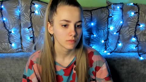 Snapshot of maggiecake chatting on January 31, 2025, 5:30 am Maggie online show from January 31, 2025, 5:30 am