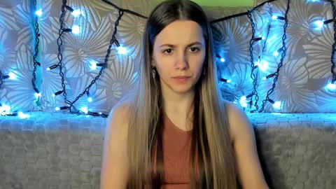Snapshot of maggiecake chatting on February 13, 2025, 1:19 am Maggie online show from February 13, 2025, 1:19 am