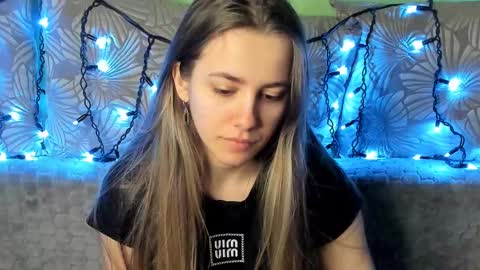 Snapshot of maggiecake chatting on February 23, 2025, 5:12 am Maggie online show from February 23, 2025, 5:12 am