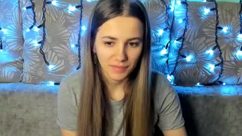 Snapshot of maggiecake chatting on March 2, 2025, 5:33 am Maggie online show from March 2, 2025, 5:33 am