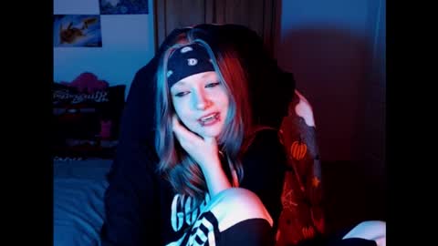 Snapshot of maggieswaggy chatting on March 3, 2026, 6:14 pm Magdalene Swaggy online show from March 3, 2026, 6:14 pm