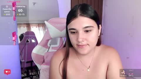 Luna  online show from January 17, 2025, 12:52 pm