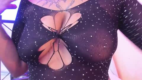 My name is magic axa grahamDont forget to follow me IG online show from October 25, 2025, 9:42 pm