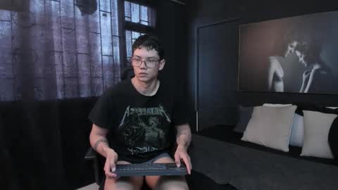 Damian Rivers online show from October 8, 2025, 8:28 pm