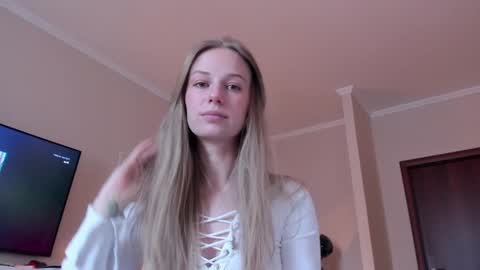 Alice  online show from February 15, 2026, 11:19 am