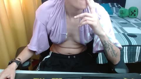 Jade online show from March 26, 2026, 1:49 pm