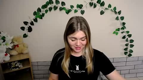 Snapshot of magic_katarina_ chatting on January 7, 2025, 11:05 am magic_katarina_ online show from January 7, 2025, 11:05 am