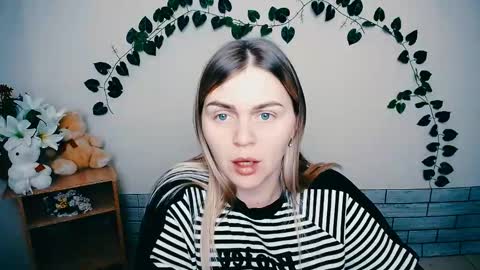 Snapshot of magic_katarina_ chatting on February 13, 2025, 10:44 am magic_katarina_ online show from February 13, 2025, 10:44 am