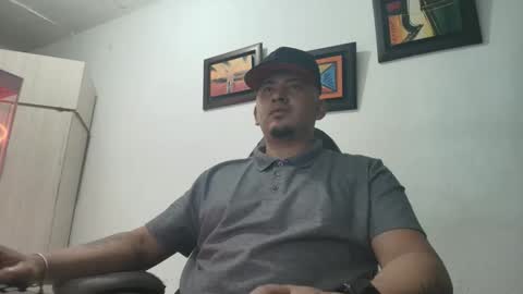 Snapshot of magic_milk23 chatting on November 1, 2025, 4:58 am magic_milk23 online show from November 1, 2025, 4:58 am