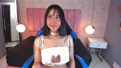 Oliviah online show from April 1, 2026, 8:39 pm