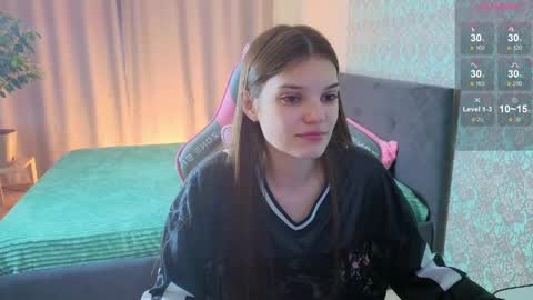 Merry online show from April 2, 2026, 1:47 am