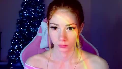 Snapshot of magicladyy chatting on January 14, 2025, 10:55 pm Angel online show from January 14, 2025, 10:55 pm