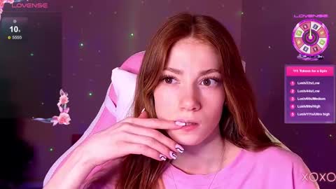 Snapshot of magicladyy chatting on March 5, 2025, 11:27 pm Angel online show from March 5, 2025, 11:27 pm