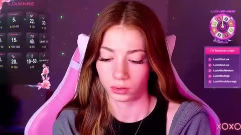 Snapshot of magicladyy chatting on March 7, 2025, 2:46 am Angel online show from March 7, 2025, 2:46 am