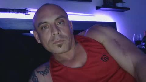 Snapshot of magicmike1110 chatting on November 27, 2025, 10:06 am magicmike1110 online show from November 27, 2025, 10:06 am