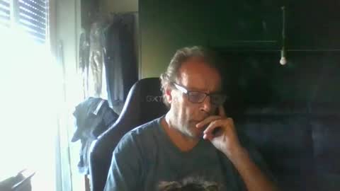 Snapshot of magicomerlino63 chatting on October 1, 2025, 2:23 pm magicomerlino63 online show from October 1, 2025, 2:23 pm