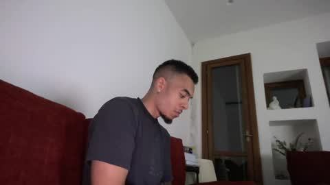 Magicsempai online show from June 15, 2026, 9:39 pm