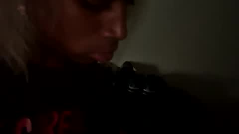 Snapshot of magiicboo chatting on November 8, 2025, 10:52 pm magiicboo online show from November 8, 2025, 10:52 pm